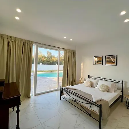 Marinos Villa *